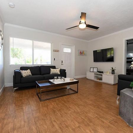 4Br Home, Hot Tub, Near Beach & Wilton Manors 劳德代尔堡 外观 照片